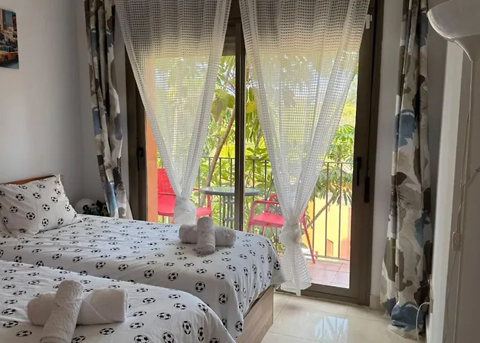 Sotoserena 2d Con Vista A La Piscina Y Montana * エステポナ