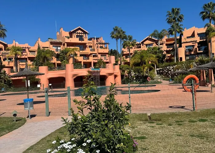 Sotoserena 2d Con Vista A La Piscina Y Montana * Estepona